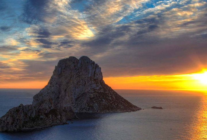 8 Reasons Why Ibiza Outshines a UK Music Festival