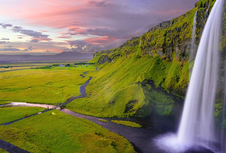 Discover the Beauty of Iceland on a WOW air Stopover